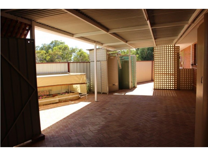 1C Irwin Crescent, Dongara WA 6525