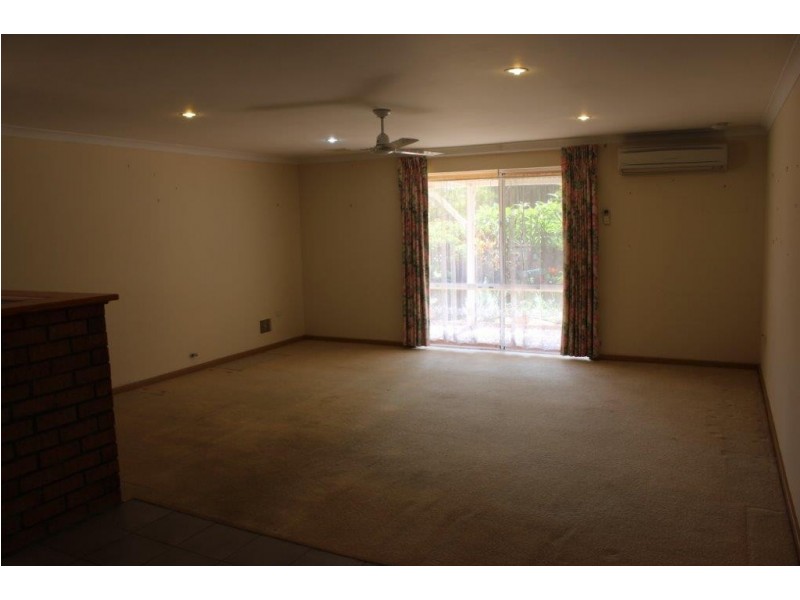 1C Irwin Crescent, Dongara WA 6525