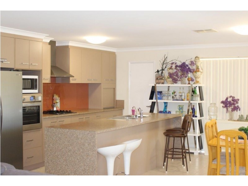 109 Brennand Road, Dongara WA 6525