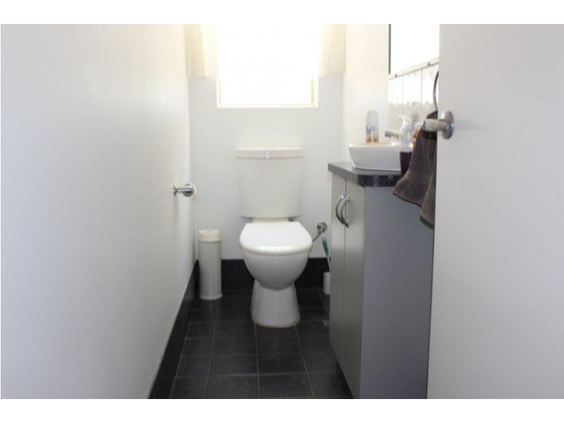 109 Brennand Road, Dongara WA 6525