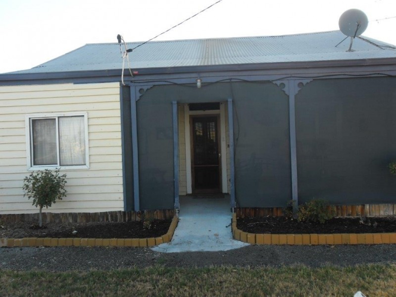 3 Niven Crescent, Carnamah WA 6517