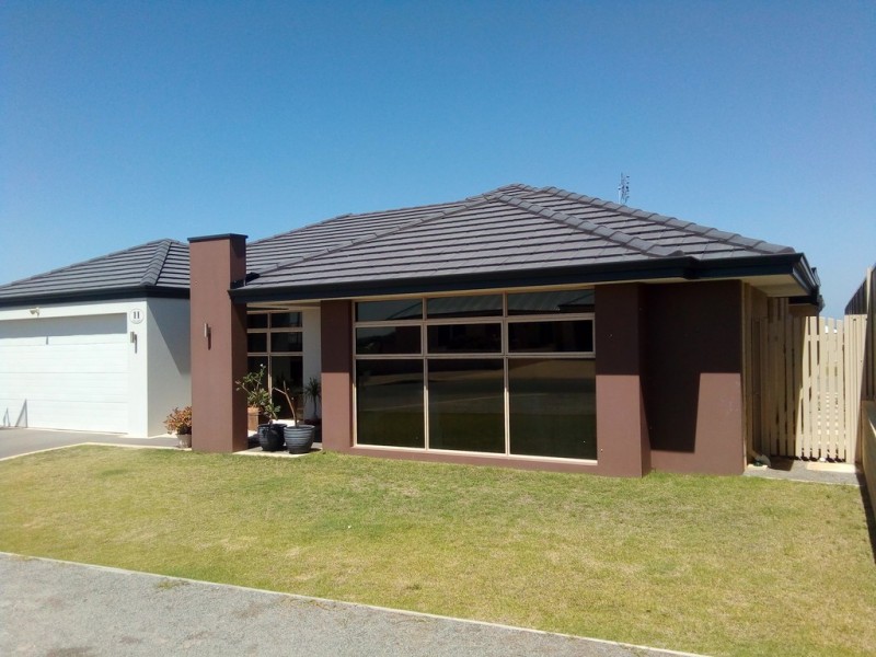 11 Turton Heights, Dongara WA 6525