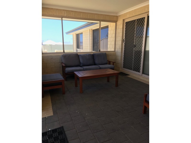 11 Turton Heights, Dongara WA 6525