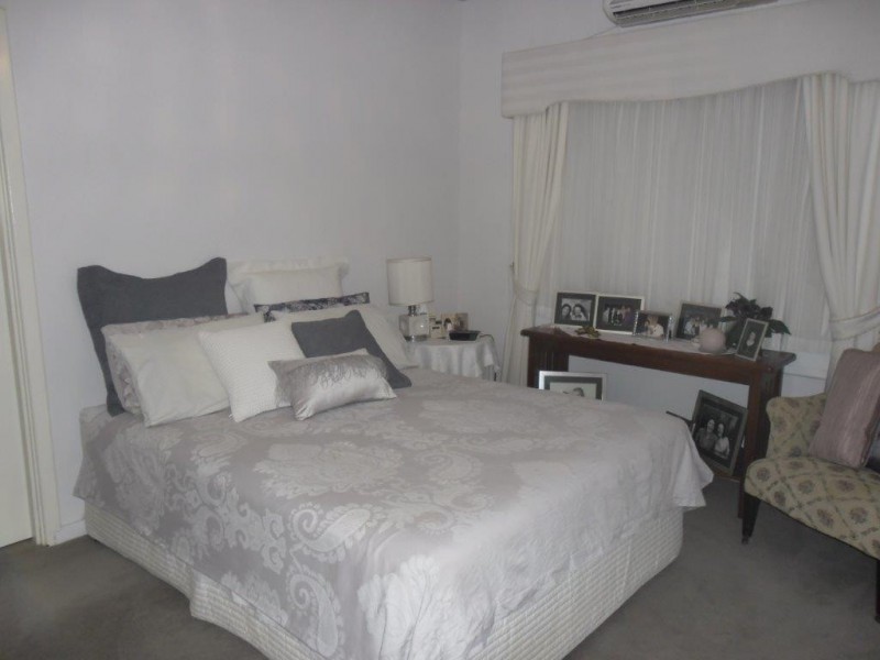 4 Robertson Street, Carnamah WA 6517