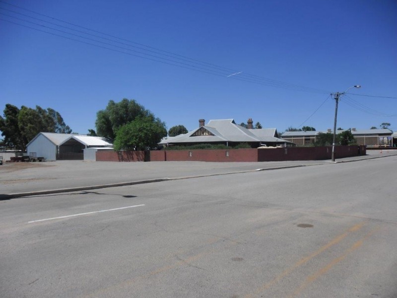 5 MacPherson Street, Carnamah WA 6517