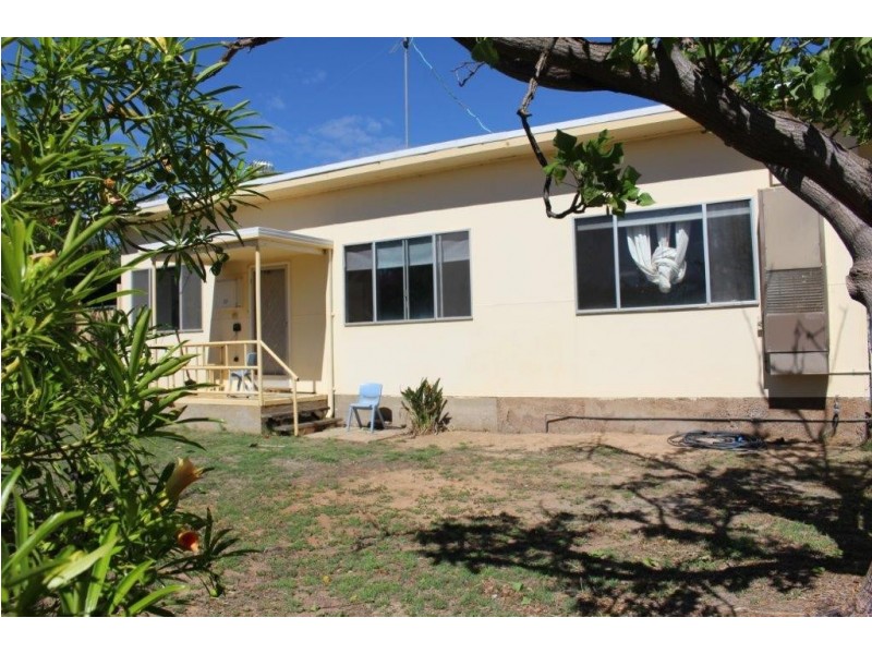 33 Shenton Street, Mingenew WA 6522