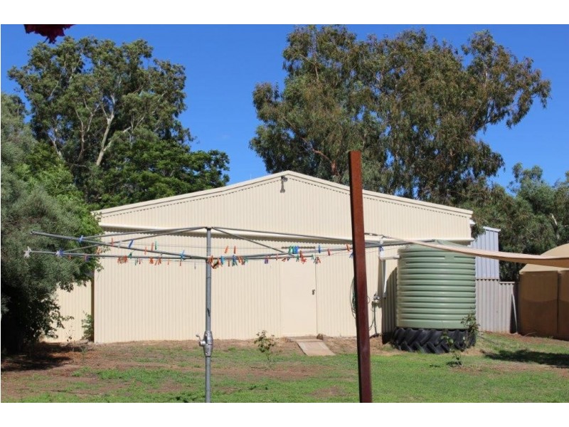 33 Shenton Street, Mingenew WA 6522