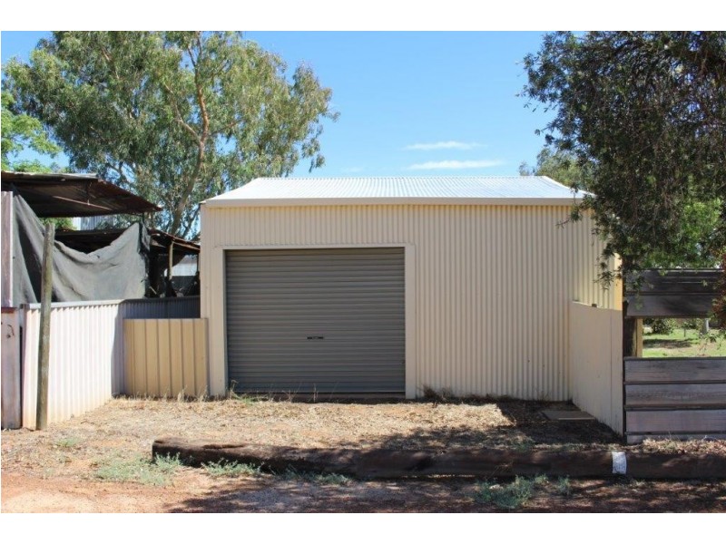 33 Shenton Street, Mingenew WA 6522