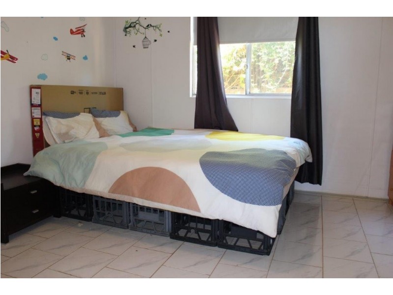 33 Shenton Street, Mingenew WA 6522