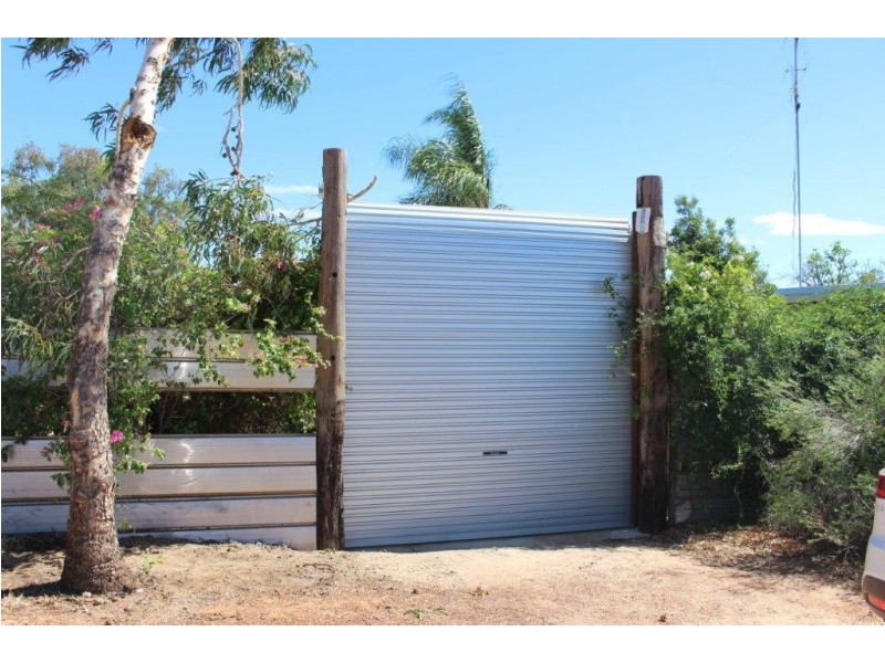 33 Shenton Street, Mingenew WA 6522