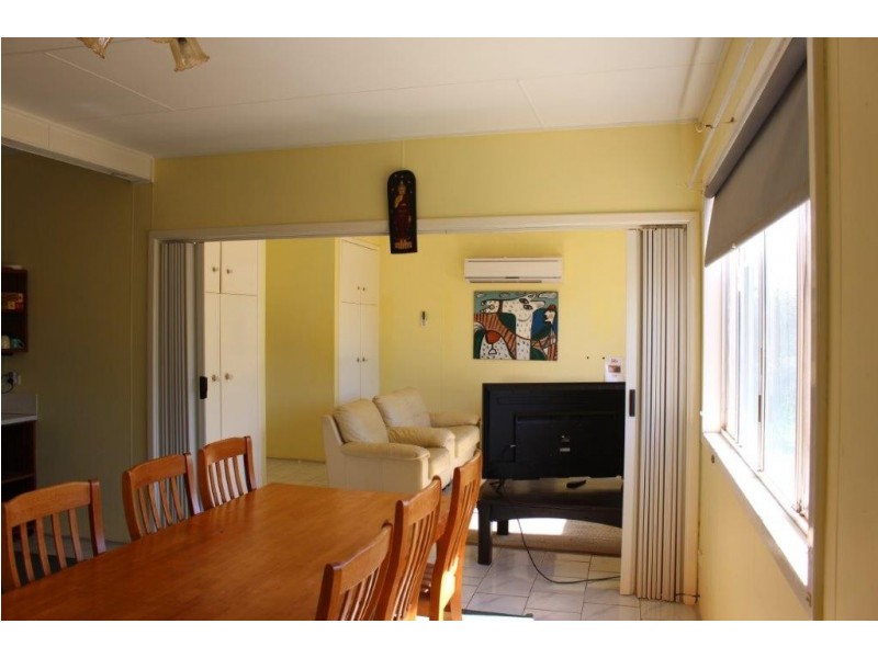 33 Shenton Street, Mingenew WA 6522