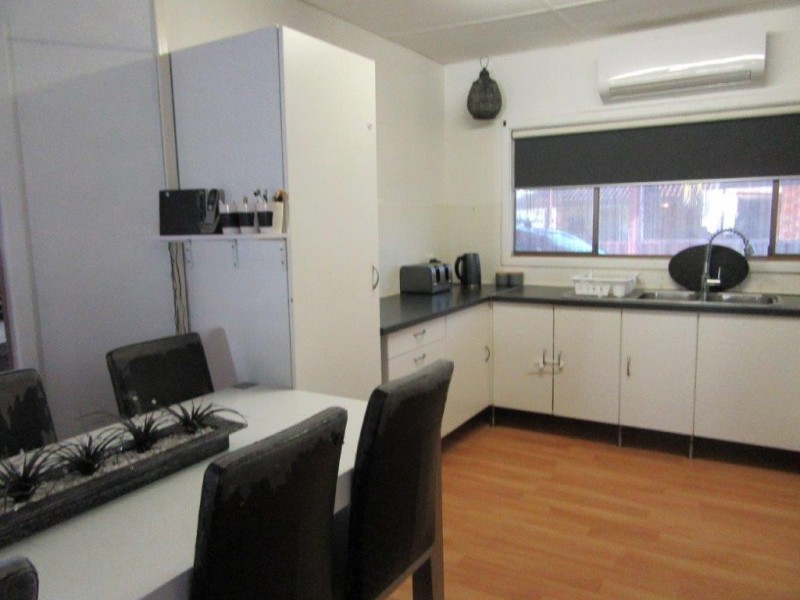 11 Robertson Street, Carnamah WA 6517