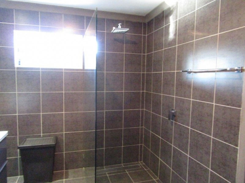 11 Robertson Street, Carnamah WA 6517