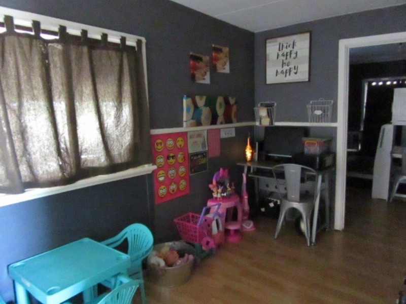 11 Robertson Street, Carnamah WA 6517