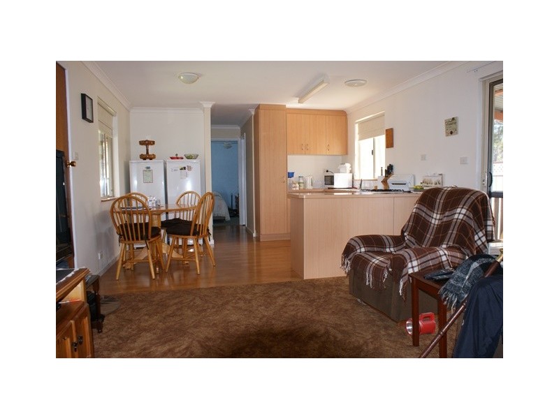 Unit 8 /50 Waldeck Street, Dongara WA 6525