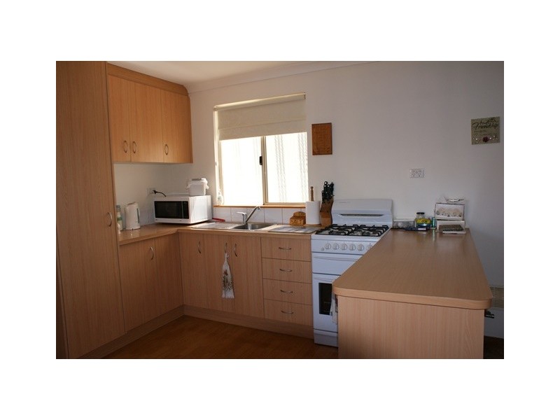 Unit 8 /50 Waldeck Street, Dongara WA 6525