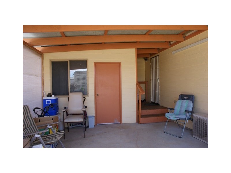 Unit 8 /50 Waldeck Street, Dongara WA 6525