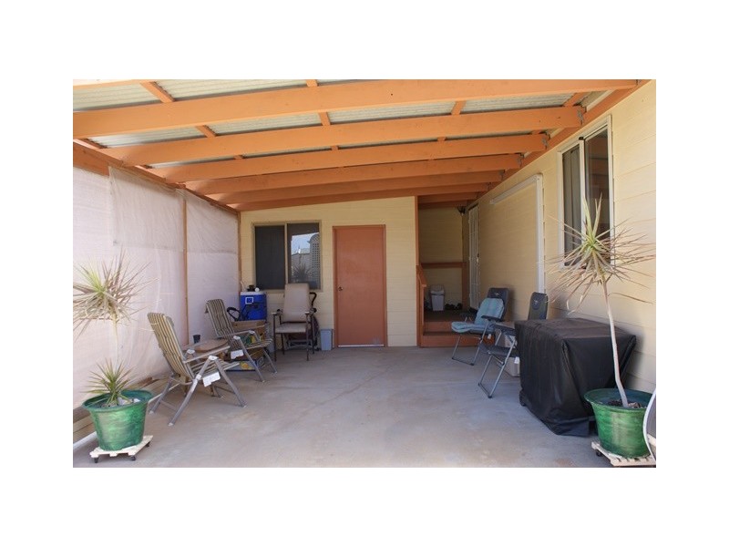 Unit 8 /50 Waldeck Street, Dongara WA 6525