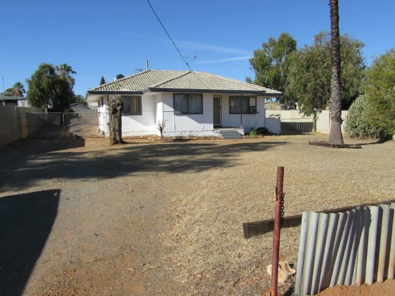3 Hunt Street, Three Springs WA 6519