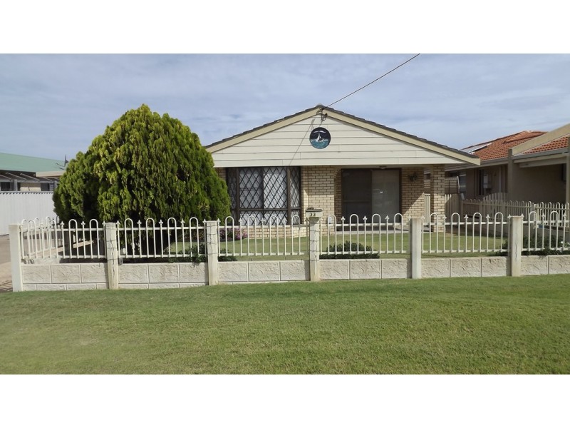 33 OCEAN DRIVE, Port Denison WA 6525