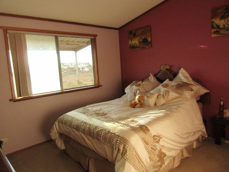 101 Carnamah Eneabba Road, Carnamah WA 6517