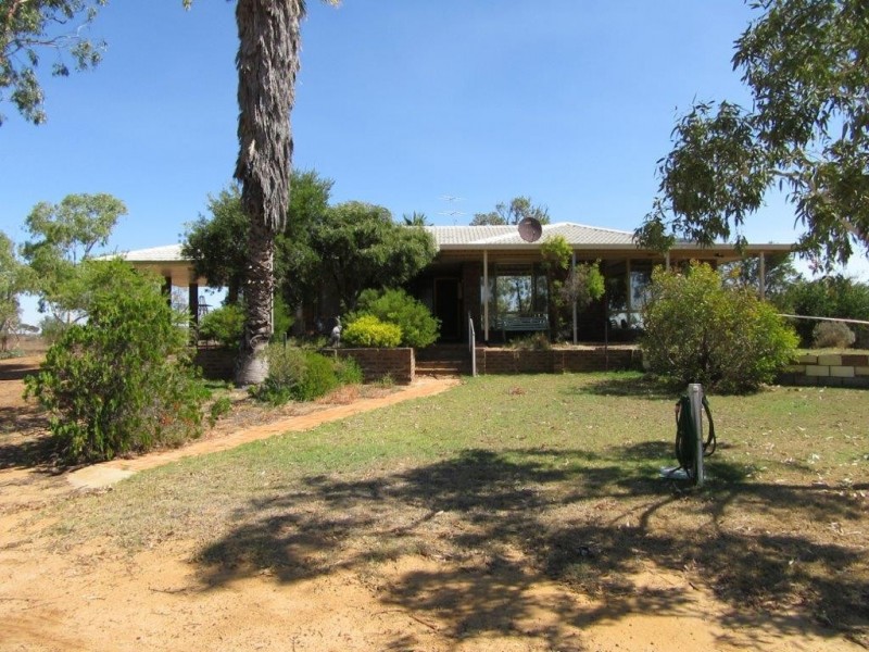 19 Parker Street, Carnamah WA 6517