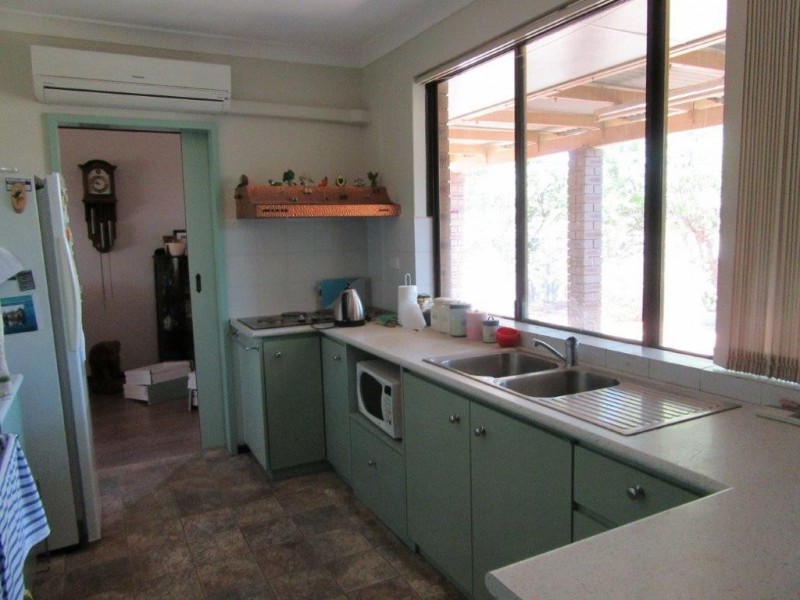 19 Parker Street, Carnamah WA 6517