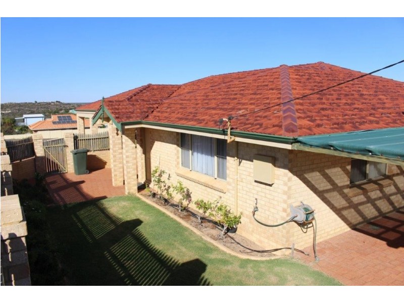 15 Bungaru Road, Port Denison WA 6525