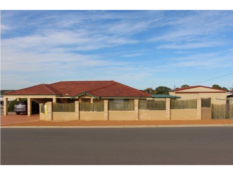 15 Bungaru Road, Port Denison WA 6525