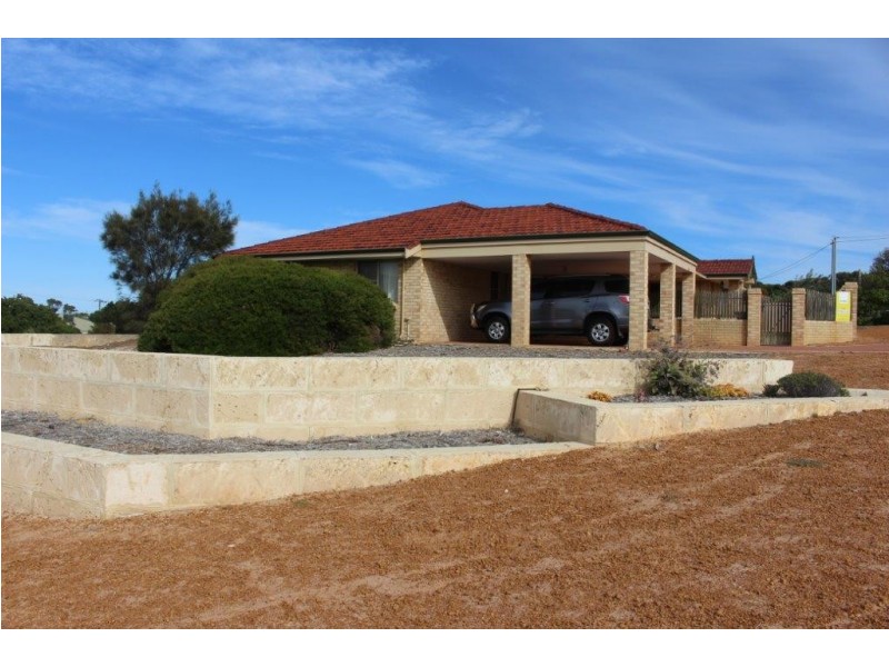 15 Bungaru Road, Port Denison WA 6525