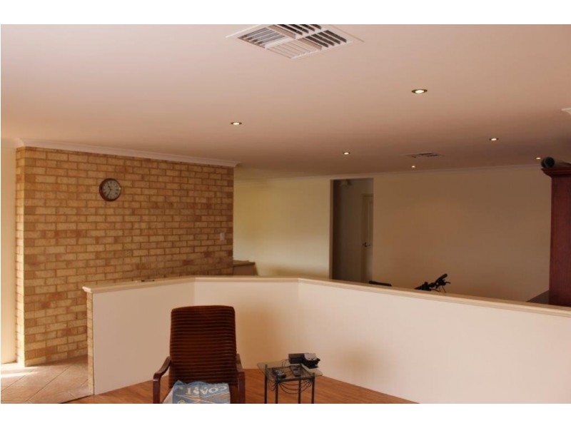 15 Bungaru Road, Port Denison WA 6525