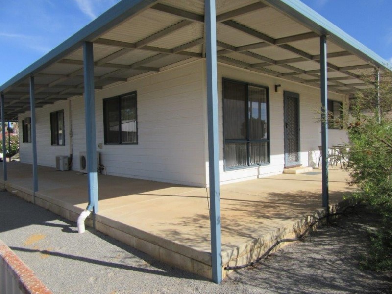 3 Caron Street, Carnamah WA 6517