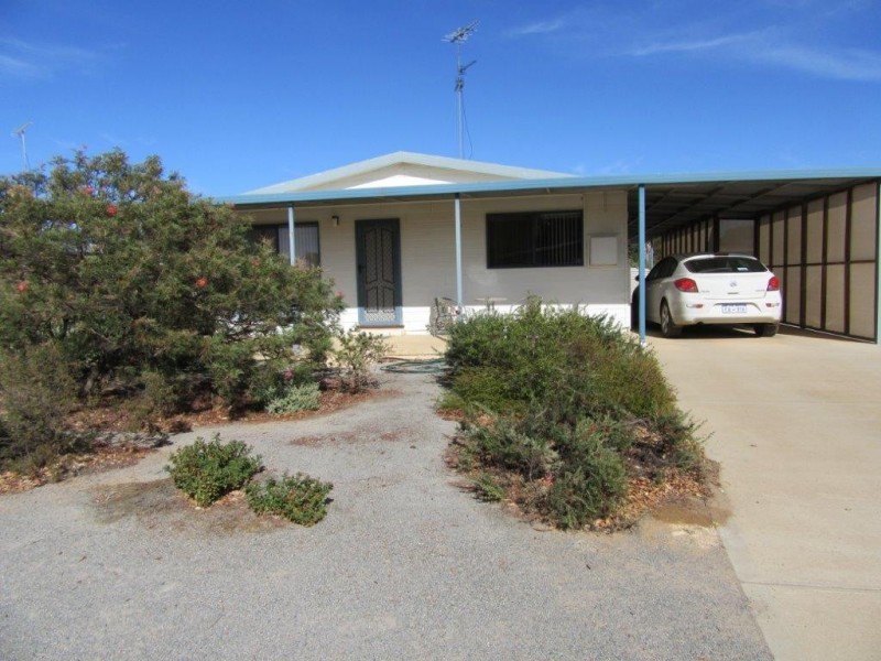 3 Caron Street, Carnamah WA 6517