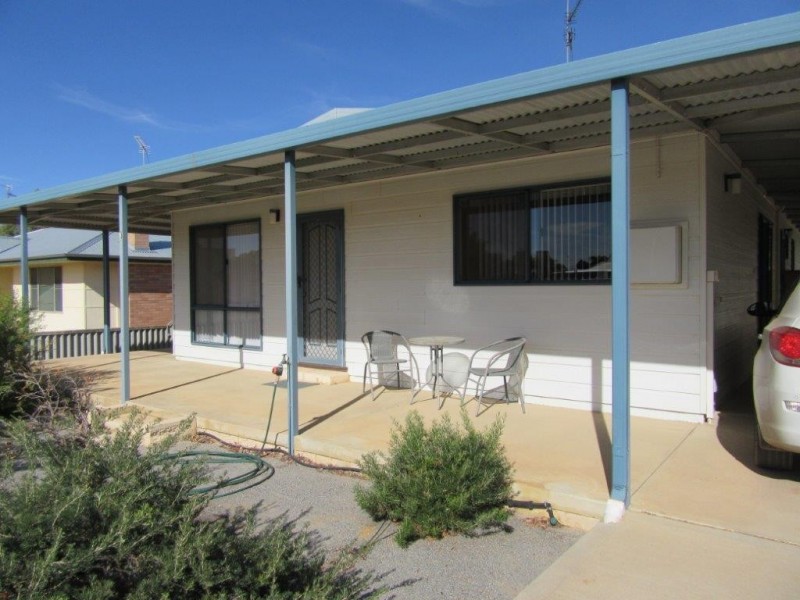 3 Caron Street, Carnamah WA 6517