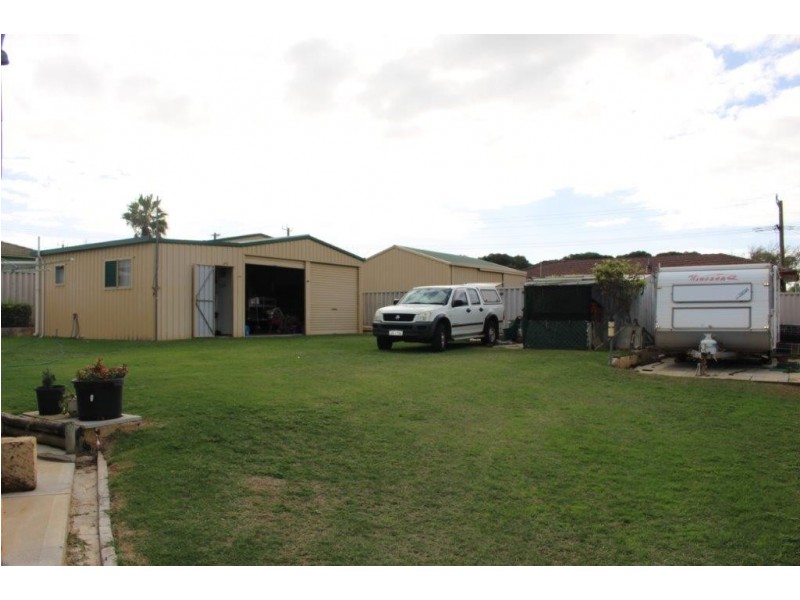 12 Canny Place, Port Denison WA 6525