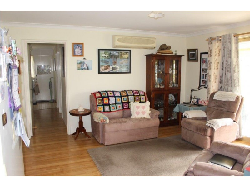 12 Canny Place, Port Denison WA 6525