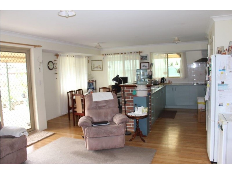 12 Canny Place, Port Denison WA 6525