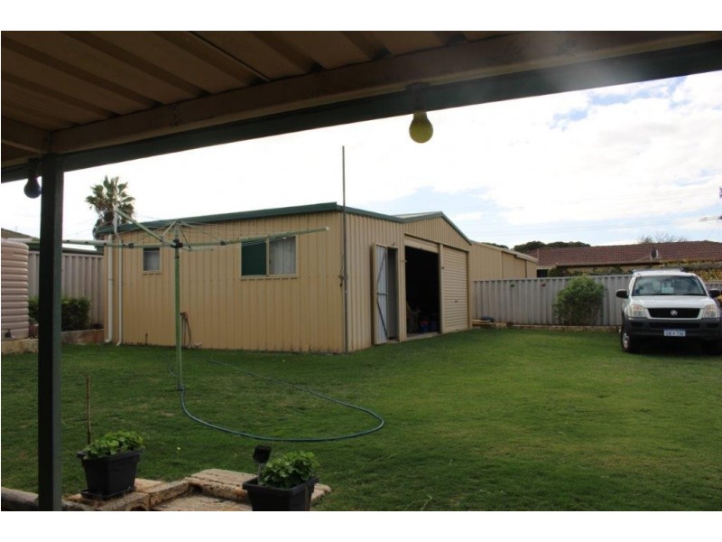 12 Canny Place, Port Denison WA 6525