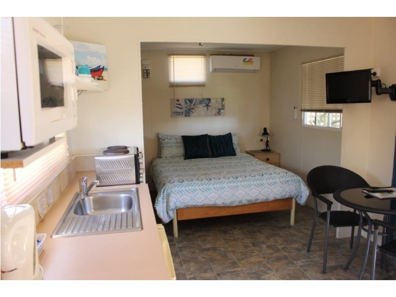 30/123 Point Leander Drive, Port Denison WA 6525