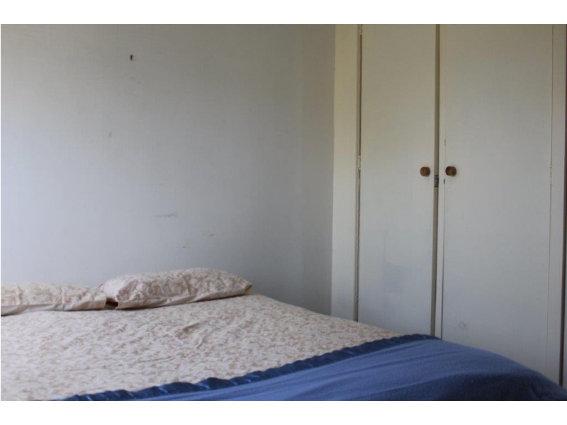 4 Armstrong Street, Dongara WA 6525