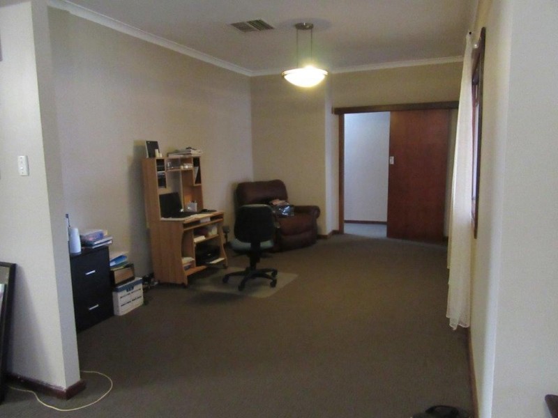 12 Railway Avenue, Carnamah WA 6517