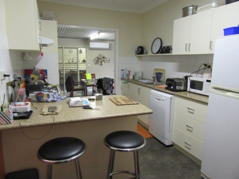 12 Railway Avenue, Carnamah WA 6517