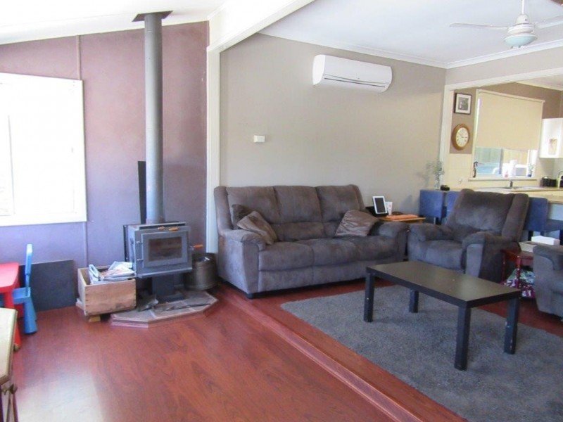 53 Carter Street, Three Springs WA 6519