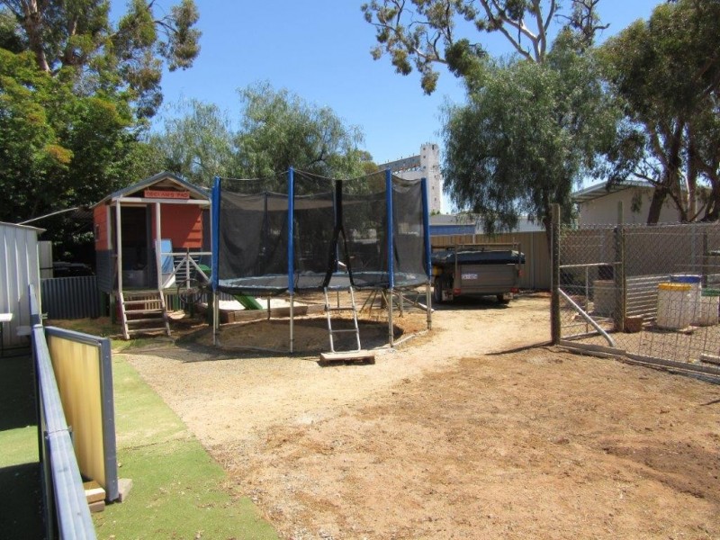 53 Carter Street, Three Springs WA 6519