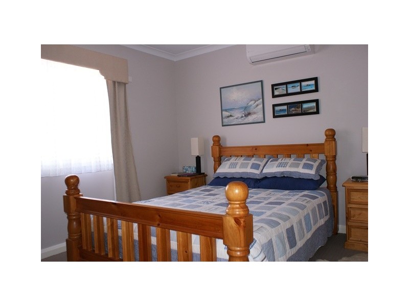 1 Cuff Way, Port Denison WA 6525