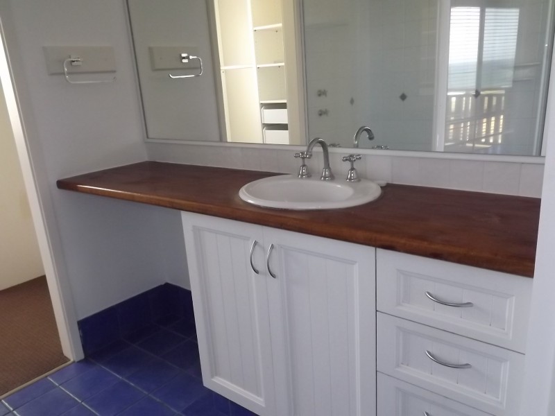 18 Turton Heights, Dongara WA 6525