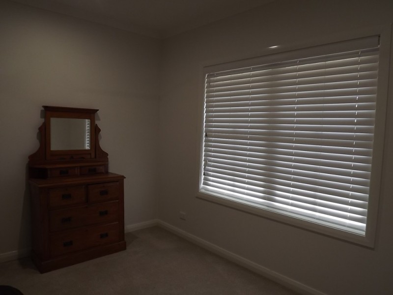 11 Cardwell gardens, Dongara WA 6525