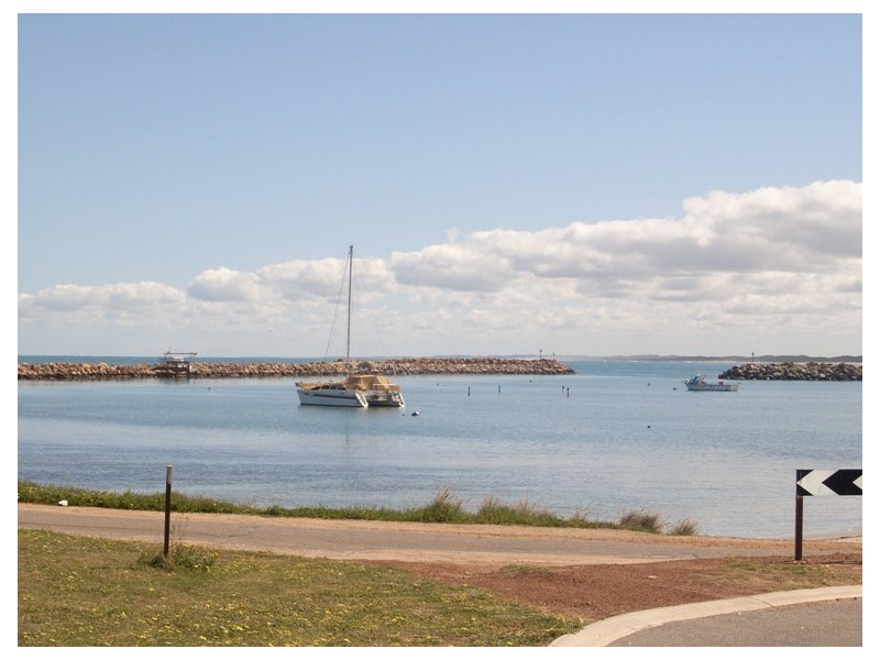 1 Herbert Street, Port Denison WA 6525