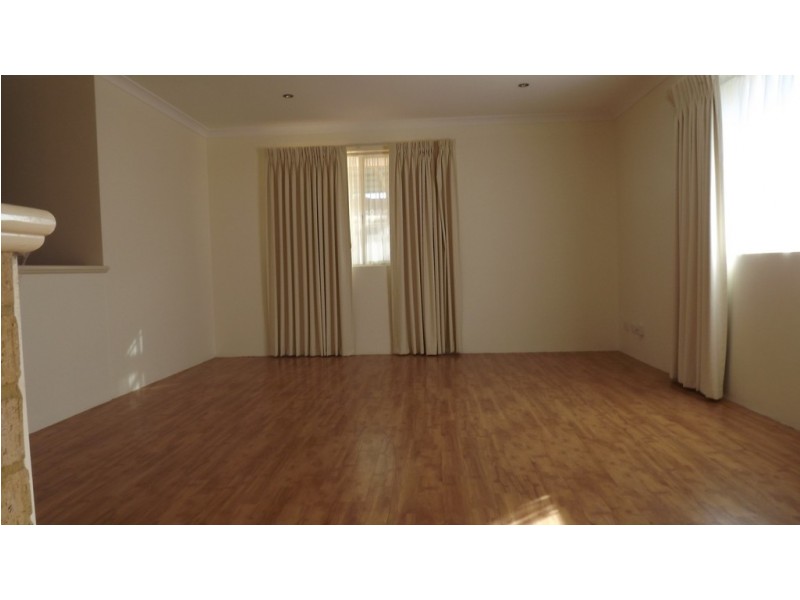 15 Bungaru Road, Port Denison WA 6525