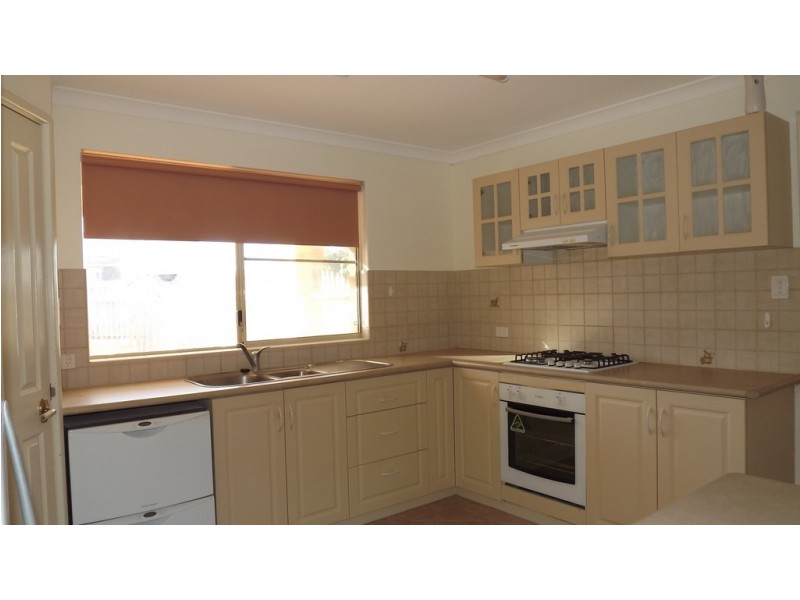 15 Bungaru Road, Port Denison WA 6525